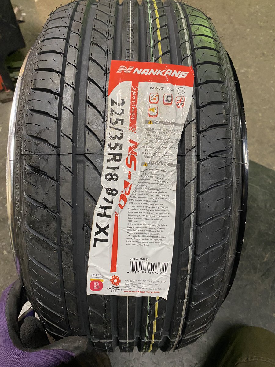 超引っ張りタイヤ Eo3pVPqVgAEa21T.jpg?format=jpg