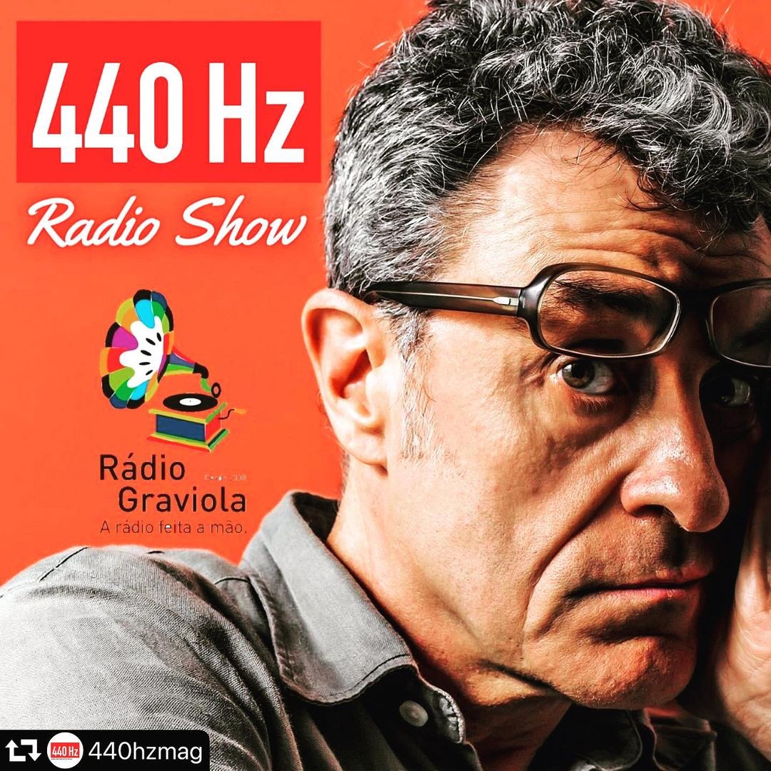 mauriciopereira's tweet photo. HOJE 10 da noite na @radiograviola, converso c @revista440hz Radio Show.
OUVE em https://t.co/HIHjv9Q7kd
#diprecordingsessions #trovoa #outononosudeste #tonhopenhasco #outonoMICRO #radio #show #live #entrevista #mauriciopereira https://t.co/bryUF2duLe