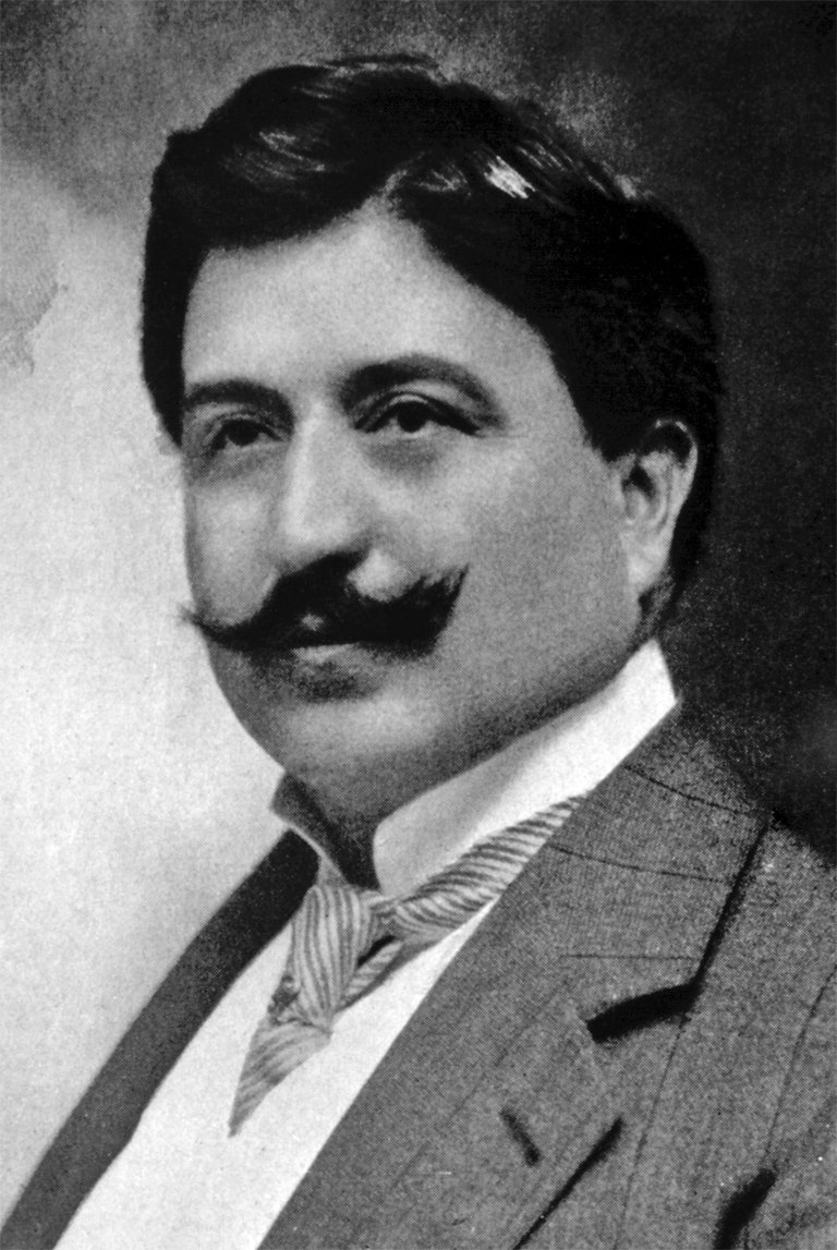 mimarkaanc's tweet photo. 20 TL'nin arka yüzü; Mimar Kemaleddin ve tasarladığı son yapısı Gazi Mustafa Kemal Paşa Muallim Mektebi, şimdiki adıyla Gazi Üniversitesi Rektörlük Binası. https://t.co/K76cWlJRCm