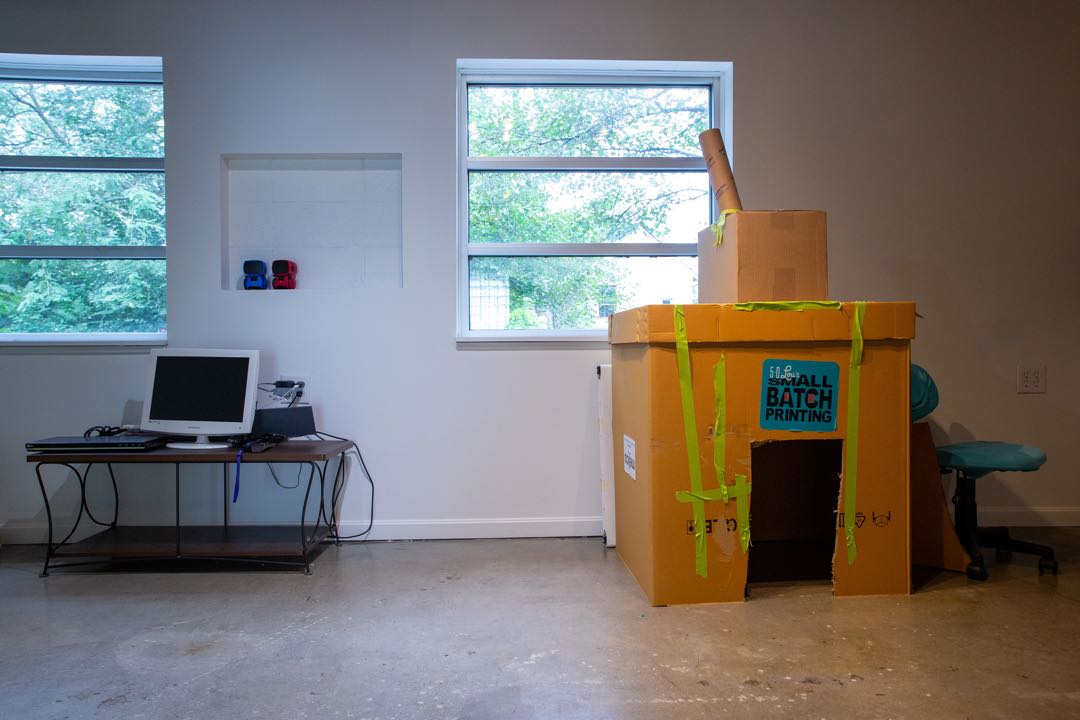 50lougift's tweet photo. Imagination is everything in the Small Batch Printing studio✨ 
We’re here to make your ideas into a reality - something you could touch, feel, wear, sip from... bring your visions here. 🧢💭🧦🌟👕👀🧵 https://t.co/qX6vUr7lYb