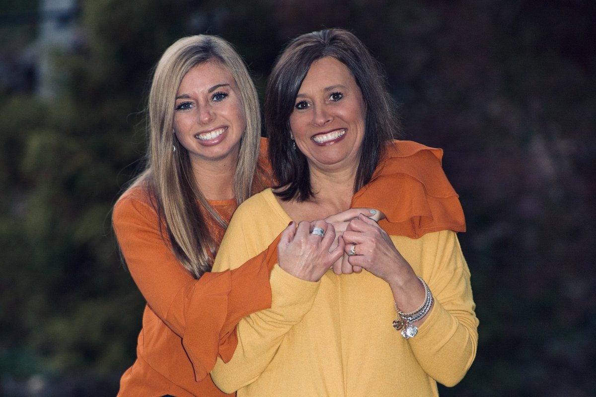 Crys_Beschen9's tweet photo. ✨This beautiful soul is officially cancer free. Having her in the hospital by herself is breaking my heart, but she is one tough momma. Keep the positive vibes rolling please✨ https://t.co/YQqVSnWP9J