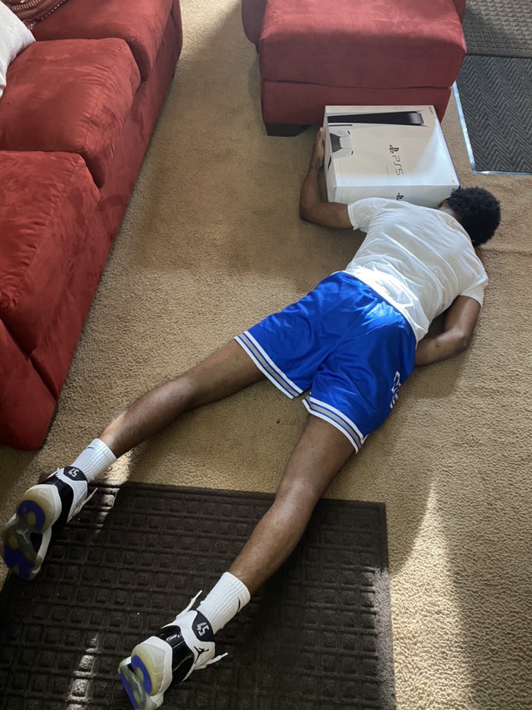 DreamChaser1__'s tweet photo. Like I said.... I am him 🐐🤷🏽‍♂️ https://t.co/ngJLSvvBDM