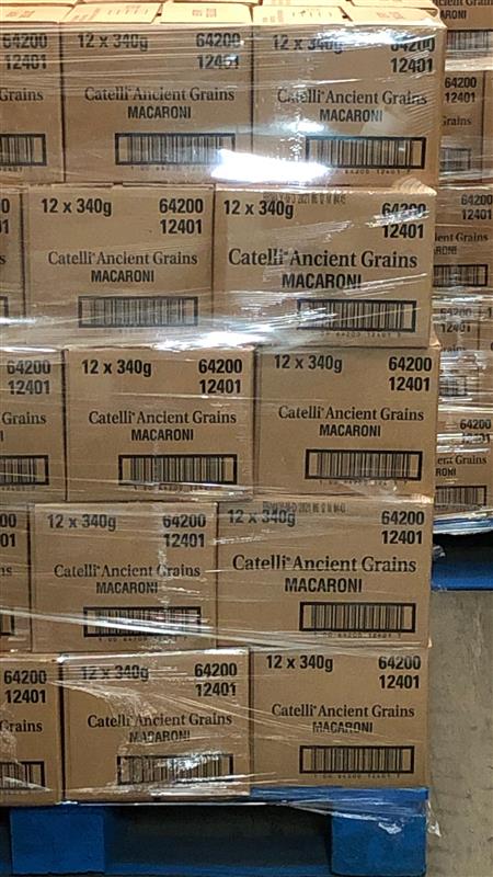 FoodBankWatReg's tweet photo. A recent donation of pasta from @catelli through their #ProjectHunger initiative will be helping to provide 20,587 meals to families and individuals in need of food assistance in our community. Thank you for your generous support! #FeedWR https://t.co/jSDf8CwsEh