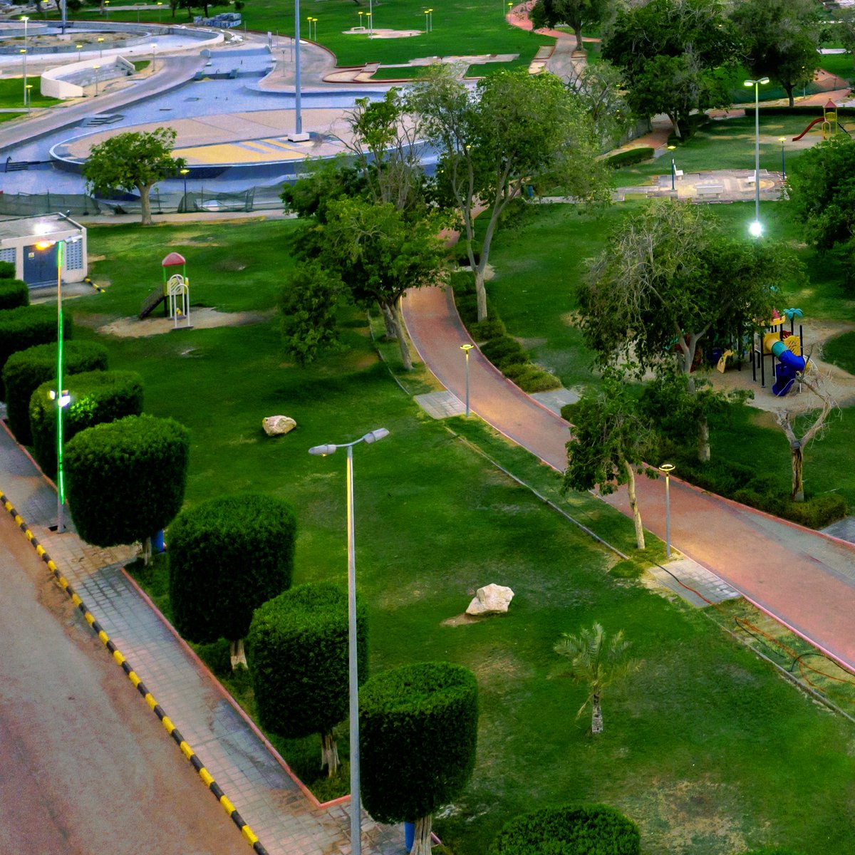 -
تمتّع هنا بفرص الاستمتاع الدائمة والمتجددة، فكل يوم هنا لهُ لحظاته المتفردة وسحره المختلف

#اركازيا
#المستقبل_ركاز
#نعتلي_القمم
#مشاريع_السعودية