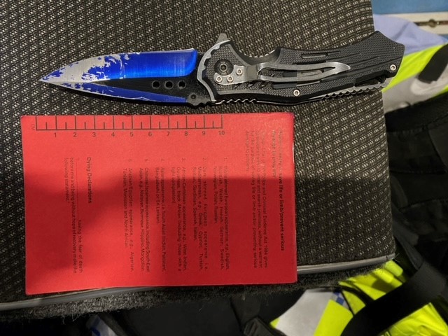 ealingMPS's tweet photo. Great job by #ResponseTeamE overnight, who pursued a vehicle who failed to stop. for them. These lethal weapons were found inside the vehicle and 3 suspects are now enjoying our en suite facilities in custody #SpaceForThree https://t.co/m6AXwGNiC8