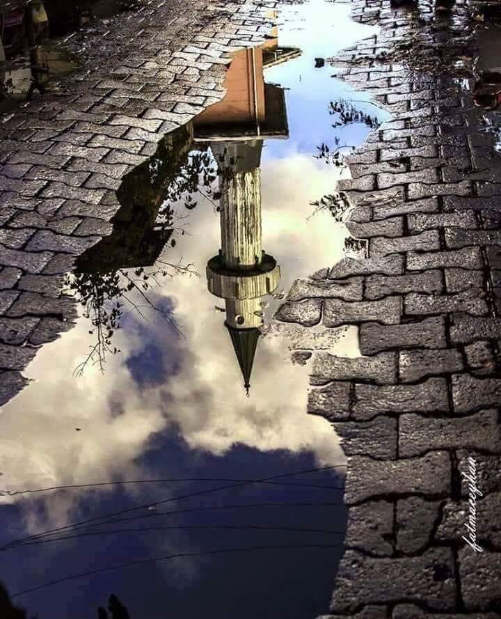MeltemZ73193914's tweet photo. #Veremem sırrımı Canan’a #değil ,
Cana #bile
#Söylemez aşık olan,
Derdini #dermana #bile
(İsmail Hilmi Soykan)
~~~~🍃🌺🍃🎍🥀🎍🍃🌺🍃~~~~ https://t.co/xd4ns1lgI4