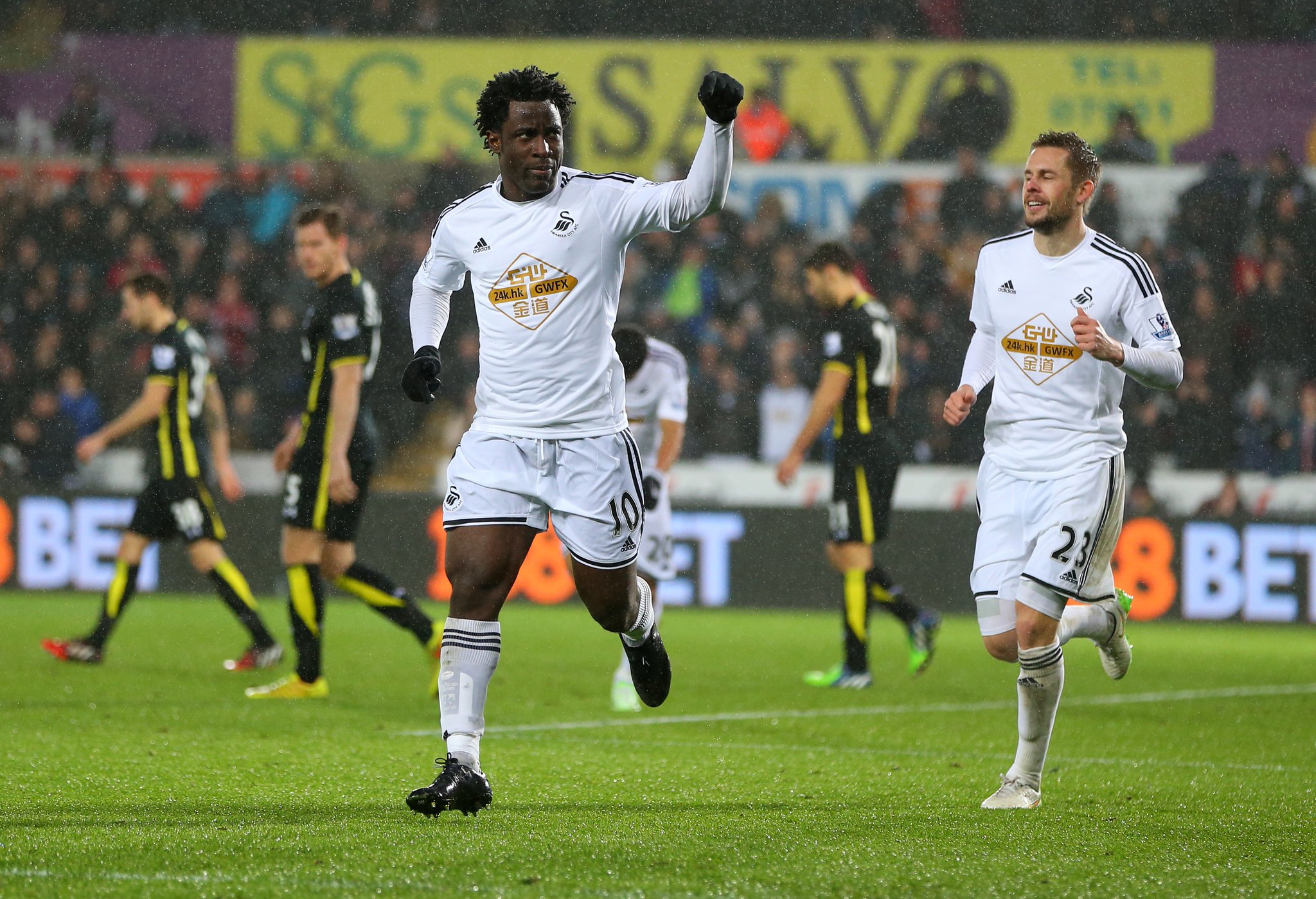 Happy 32nd birthday to former Swan Wilfried Bony! 