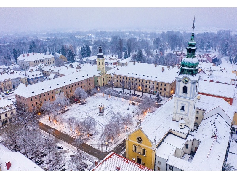 Planiraj1's tweet image. ADVENT KARLOVAC: ADVENTSKE I BOŽIĆNE TURE... planiraj.com/component/k2/1…