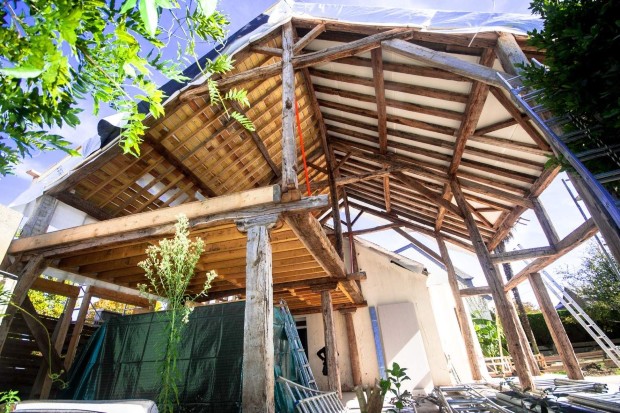 [#architcture] Découvrez le collectif d’architecture qui intervient sur divers projets pour encourgaer au réemploi et à l’intégration de matériaux bio-sourcés. <a href="/BatiRecup/">Bati Récup'</a> 
 demainlaville.com/bati-recup-cre…