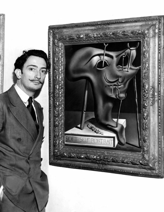 kawasaki1972's tweet photo. Salvador Dalí by Everett at The Julien Levy Gallery / New York / c. 1941. https://t.co/sf52kcn3WF