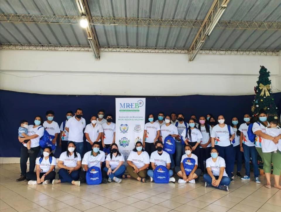 Durante más de 10 años hemos realizado proyectos que generan oportunidades para nuestros jóvenes. Ahora "Adolescentes y Jóvenes Empoderados para triunfar" Se desarrolla por medio de un convenio entre Save The Children y la <a href="/MREBsv/">MREB</a>
