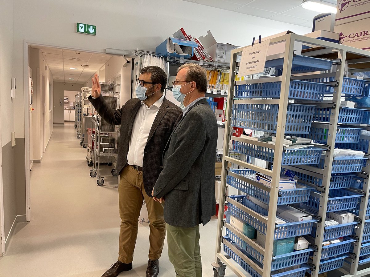 bru_vincent's tweet photo. Visite ce matin de la clinique Belharra @RamsaySante en compagnie de son dynamique Directeur Nicolas Bobet. Bel exemple de partenariat public/privé avec le #CHCB dans le domaine de la #cardiologie notamment https://t.co/Tr6NA9wSee