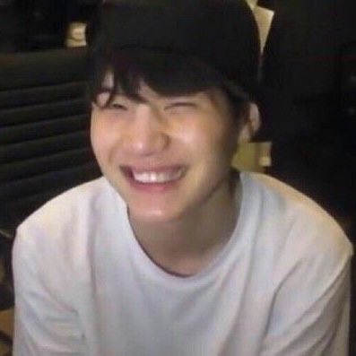 yoongi being lil meow meow — a soft and devastating thread