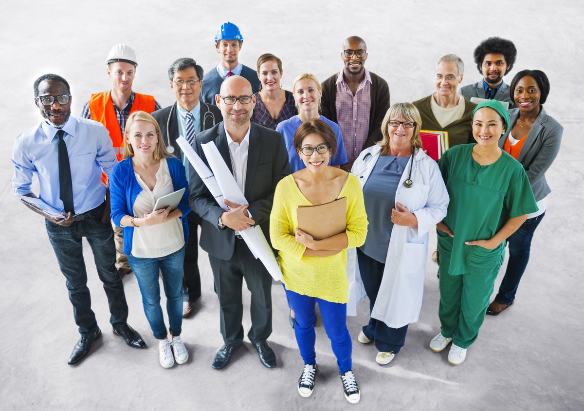 FranceTravail's tweet photo. .@QAPA_fr dévoile les 10 #métiers qui devraient être les plus recherchés l’an prochain 👉https://t.co/y5ZhRyPBhR via @ManagementMag https://t.co/F4xJ5iXjF0