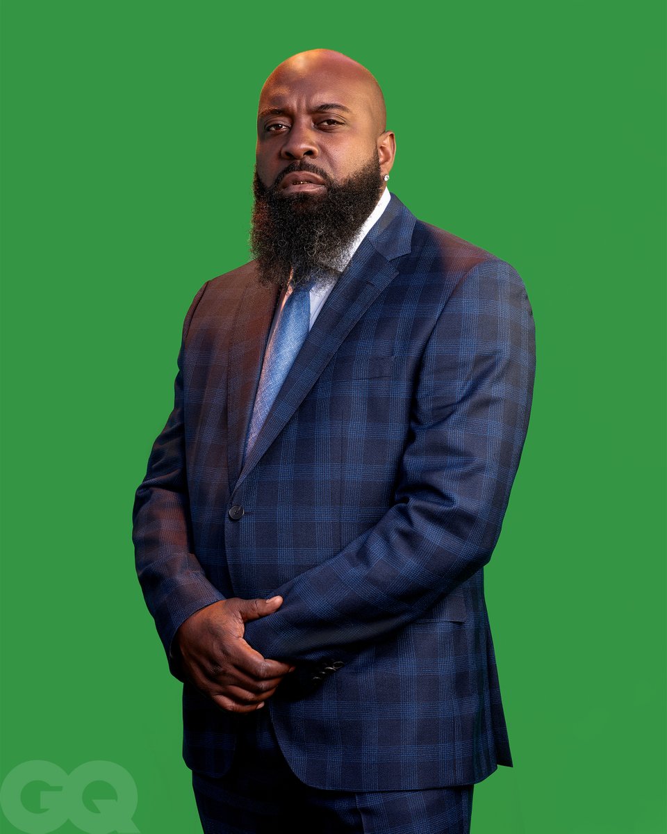 GQMagazine's tweet image. For GQ’s December/January issue, we visited the fathers and father figures of six Black victims of police brutality, including Michael Brown Sr., the father of Michael Brown Jr. gq.mn/tXQVExC