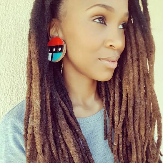 IamMzilikazi's tweet image. HAIR ME OUT: Wear your beautiful CROWN with PRIDE and let your Queendom reign #AmazingLocks 20 part 2