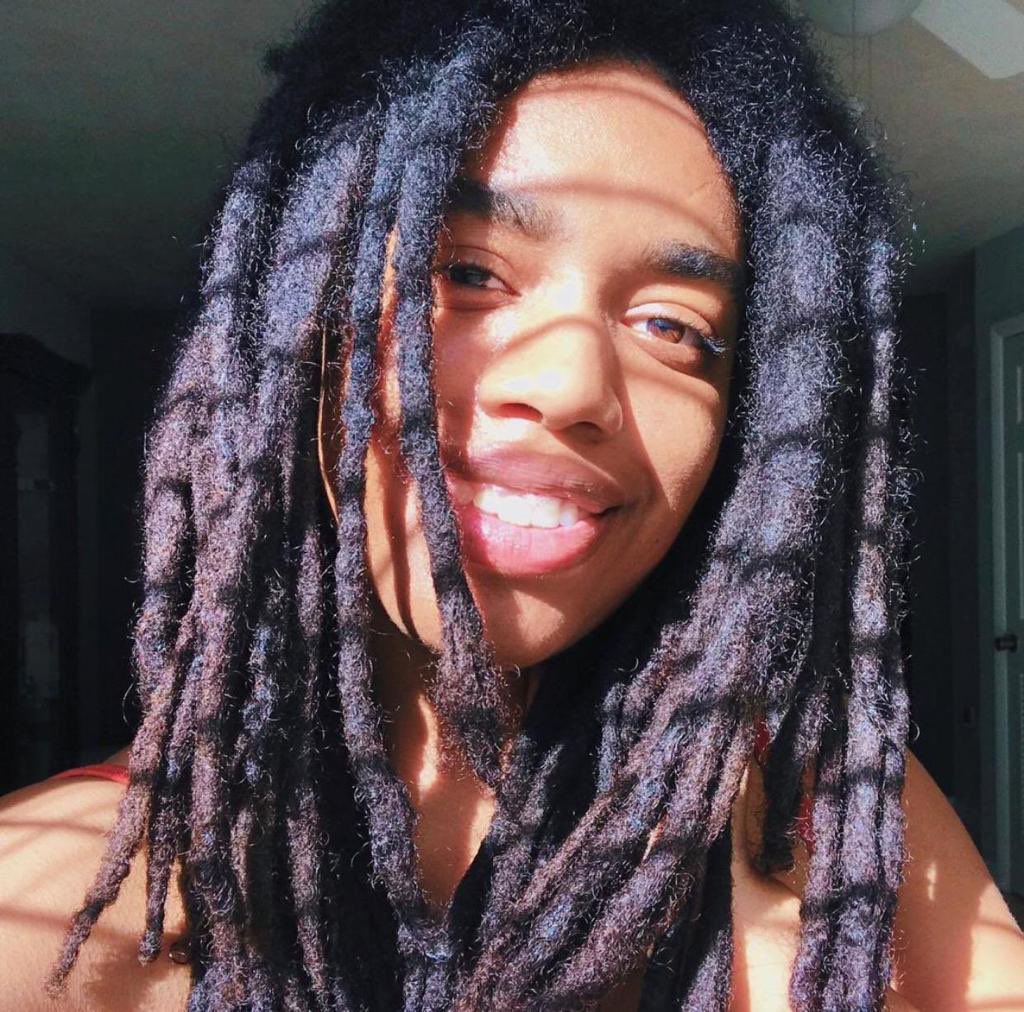 IamMzilikazi's tweet image. HAIR ME OUT: Wear your beautiful CROWN with PRIDE and let your Queendom reign #AmazingLocks 24