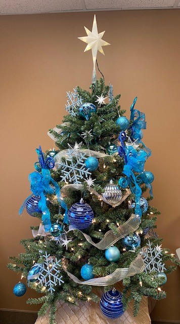 Auburn_Homes's tweet photo. Christmas trees and smiling faces are everywhere this time of year at Auburn Homes & Services.
#seniorliving #seniorlivingorg #seniorcaring #nursinghomes #assistedliving #assistedlivingfacility
#caregiversupport #caregiving #nursing #nursingassistant #seniorcare #longtermcare https://t.co/Iou9DXT671