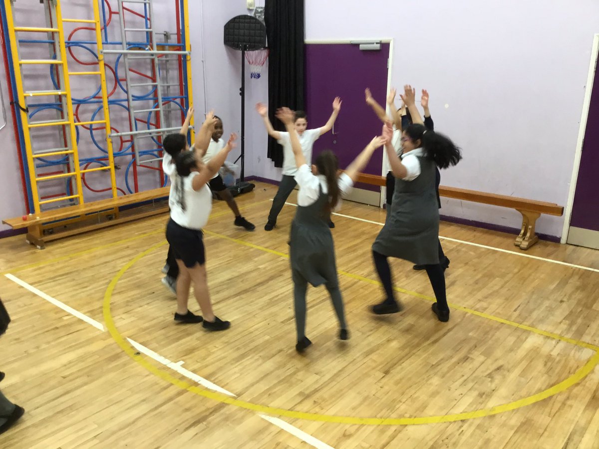 bengibdog's tweet photo. An amazing dance session with 4BK today we danced in groups to a beat of eight along with a bit of freestyle. https://t.co/iRA72Ijw2z