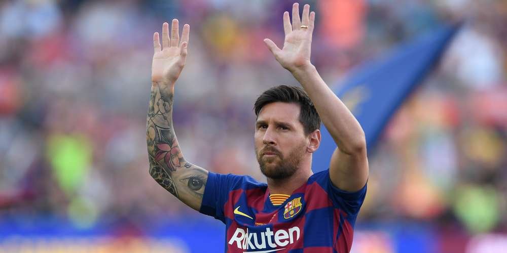 «24 εκλέγομαι, την επόμενη μέρα ανανεώνει ο Μέσι»!