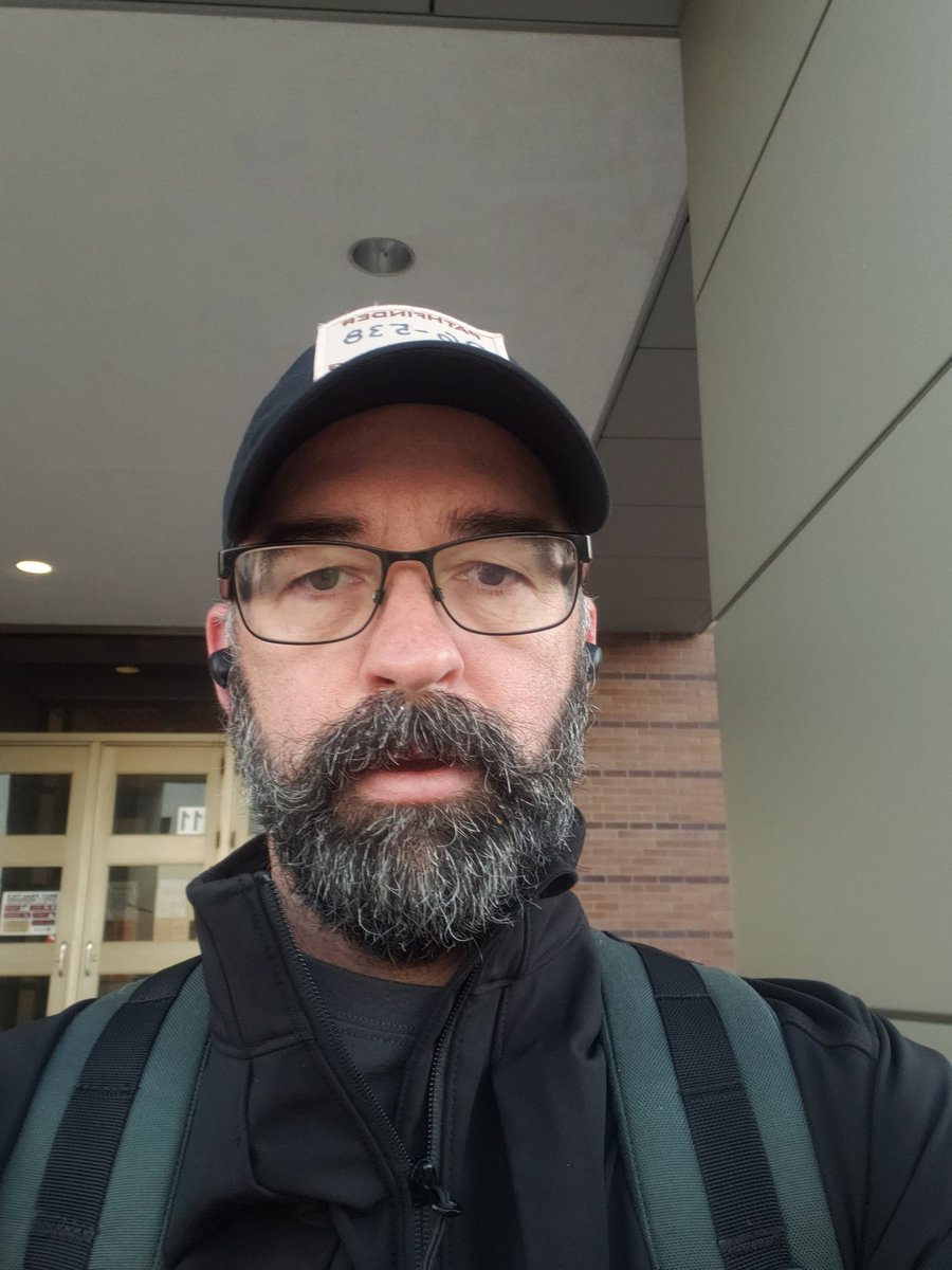 DavidWGear's tweet photo. Slow, sore, tough ruck in, but I arrived to a gift left by The ELA Elf. Great start to the day! #HealthWellness #HardThings #CTHT #MerryChristmas https://t.co/1zS8fUxNTw