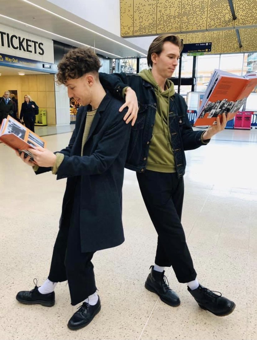 This is so fitting.. I took this when we launched ⁦<a href="/LoveofLeeds/">Love of Leeds</a>⁩ the fabulous ⁦<a href="/Marsicans/">Marsicans</a>⁩ were there to help celebrate and they are in the book and now the train station!!! Wooop!