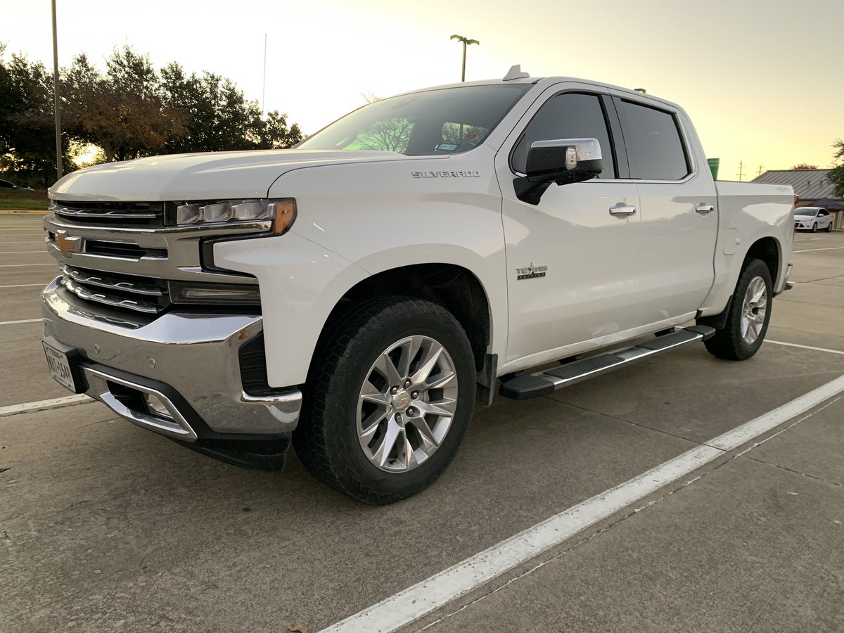 dirt213's tweet photo. Christmas came early for me when @whitson2114 gave me new running boards for the truck! He also has taught me how to take cool truck pics! Merry Christmas Kid https://t.co/qk6uuZrKQS