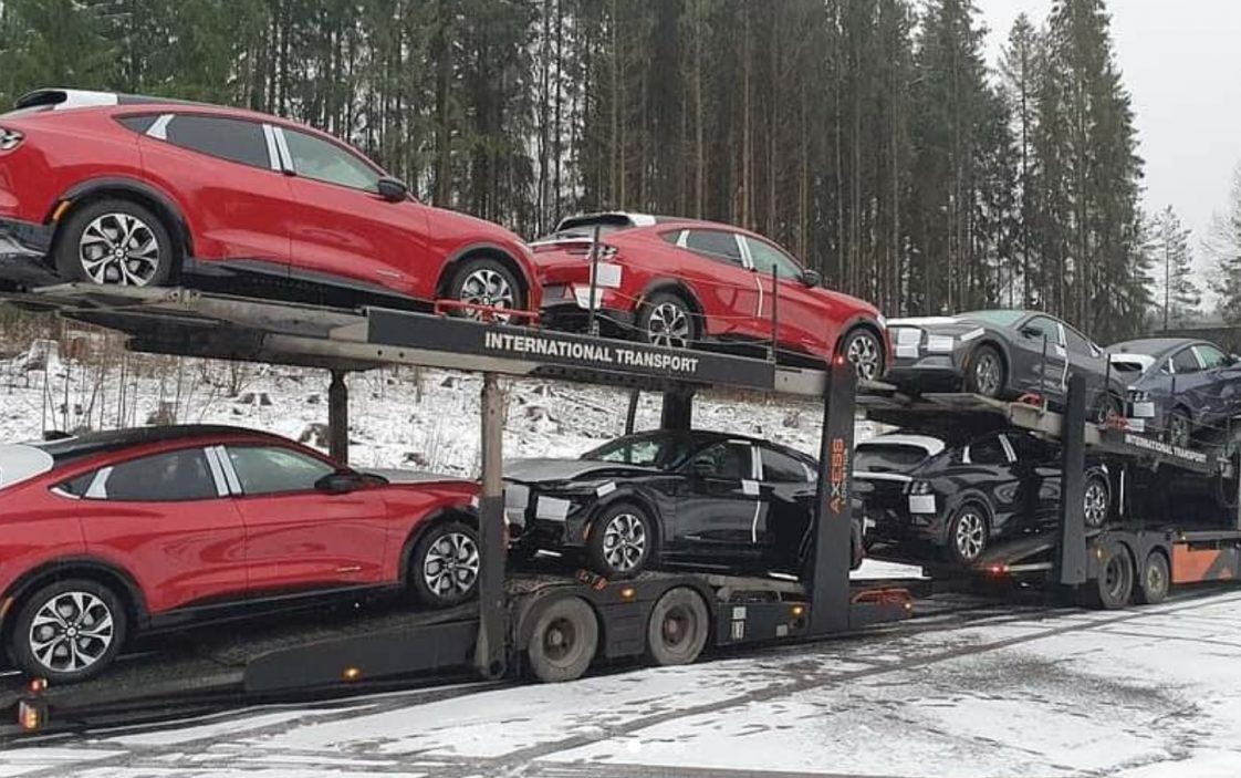 Wow. Never seen shit stacked so high. #NotAMustang