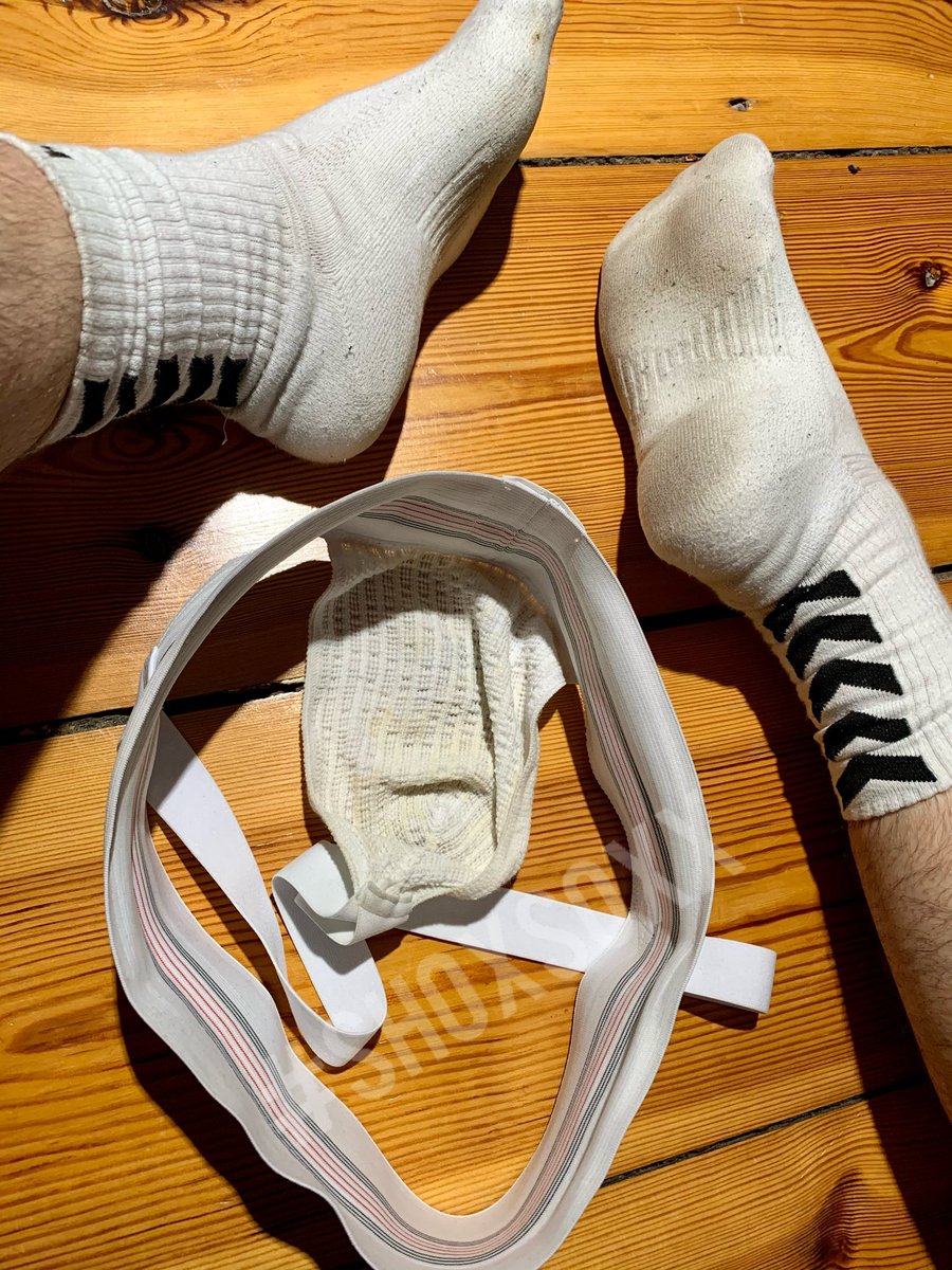 Smells good #smellysocks #jockstrap #pisssmell #cum #sneanxnsox #sneakerfre...