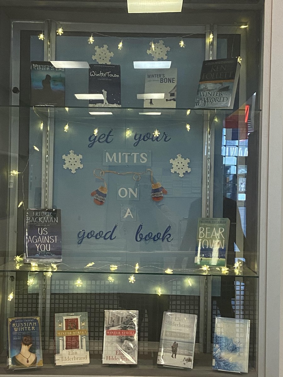 MHSHawksLibrary's tweet image. 