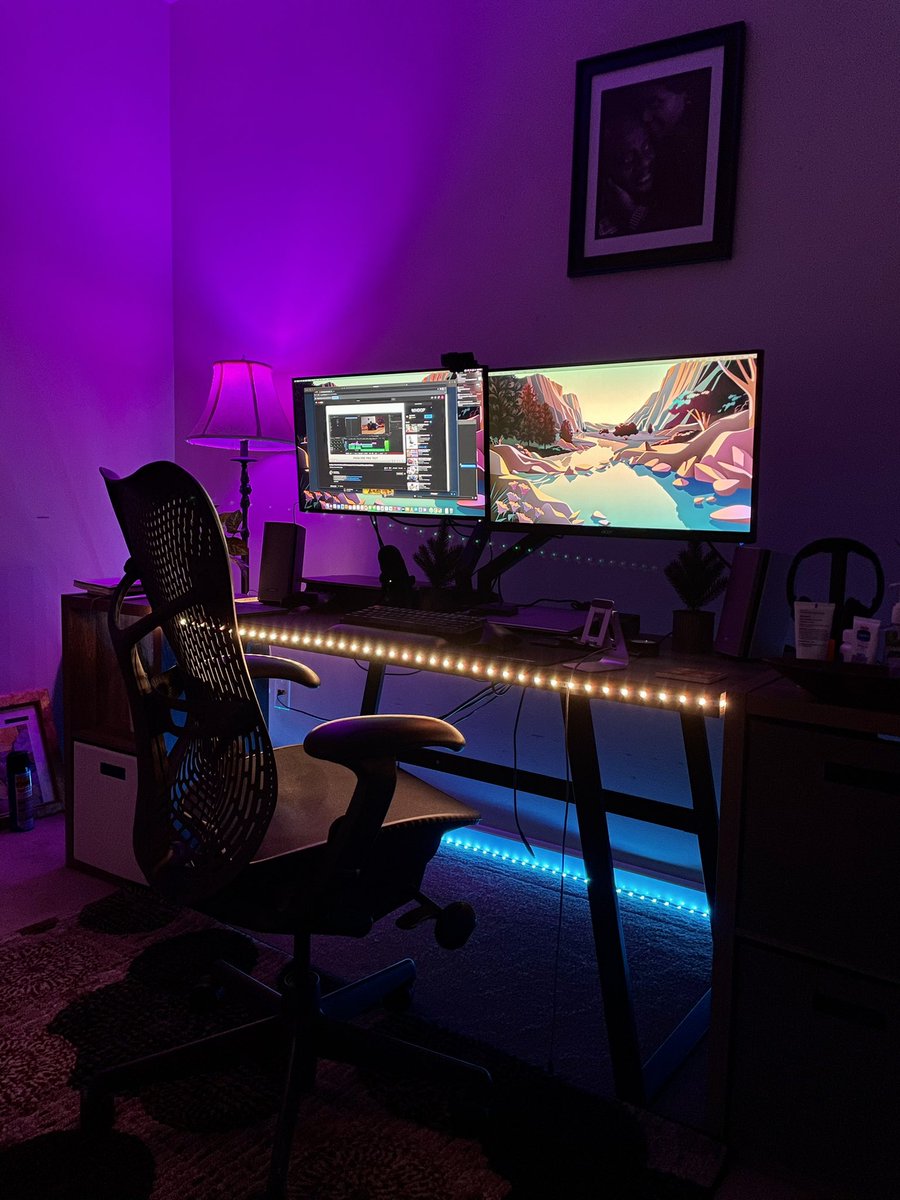 J_Djabs's tweet image. Current WFH Setup. Not perfect but a working progress..... #pandemicproject #WFH #desk