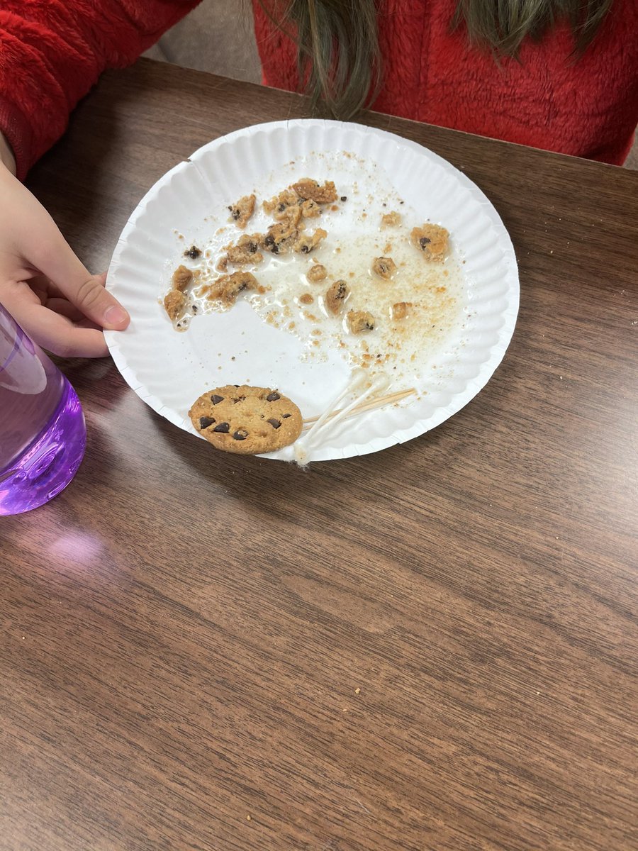 CurleeKailey's tweet image. Today we used weathering to break down our “rocks” to form sediment. We also saw how erosion moves the sediment. #CISDScienceRocks