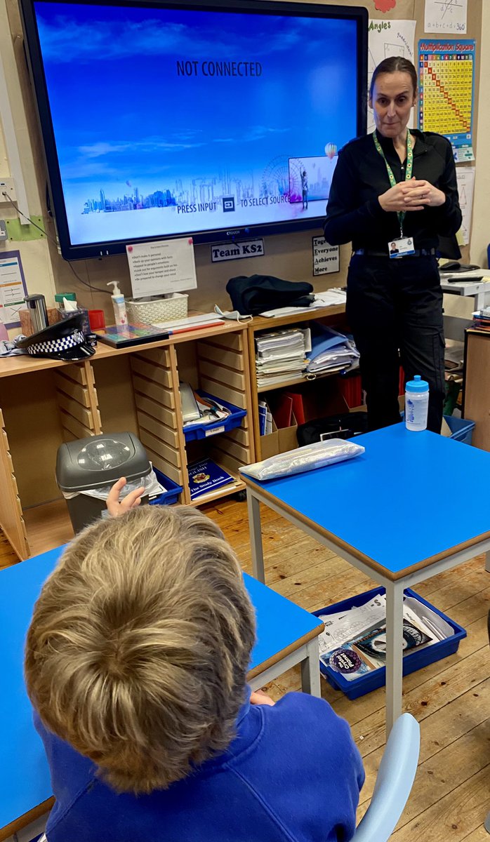 Thank you for giving us lots to think about #OnlineSafety @BedaleNPT <a href="/GarySO16/">Sherriff⭐PCSO5816 GarySO</a> @Compass_BUZZ @ashleigh_coombs