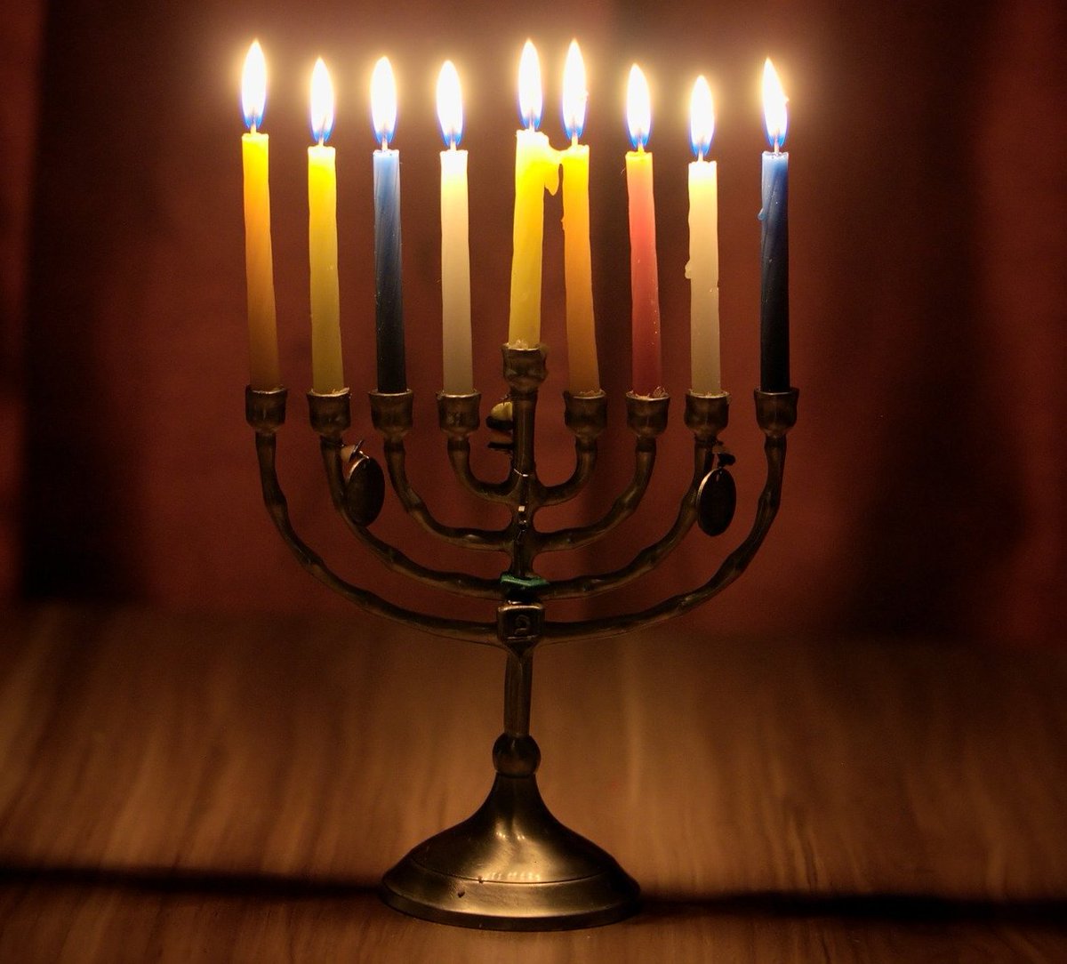 Happy Hanukkah to everyone in our network and community who's celebrating! May these candels bring light into this dark winter. Chag Sameach! 🕎 #menora #hanukkah