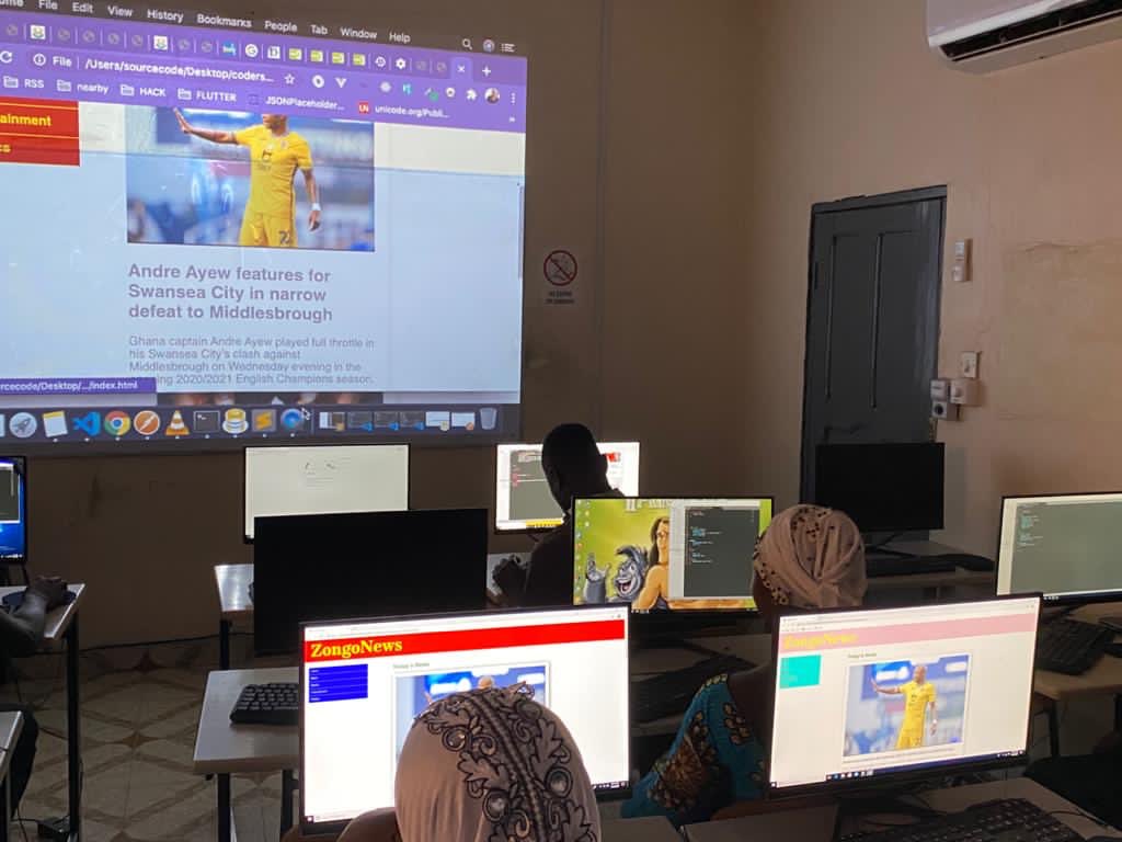 ZongoVationHub's tweet photo. Our #ZongoCoders working on their project. #ZongoImpact @MBawumia @MustaphaHamid @SBawumia @USEmbassyGhana @GermanAmbGhana @DAcconciaEU @miczdgh @UKinGhana @giz_ghana @UNESCOICT4D @UNESCO @UNDPGhana @EuropeInGhana @UnescoGhana https://t.co/GR0v70NaIh