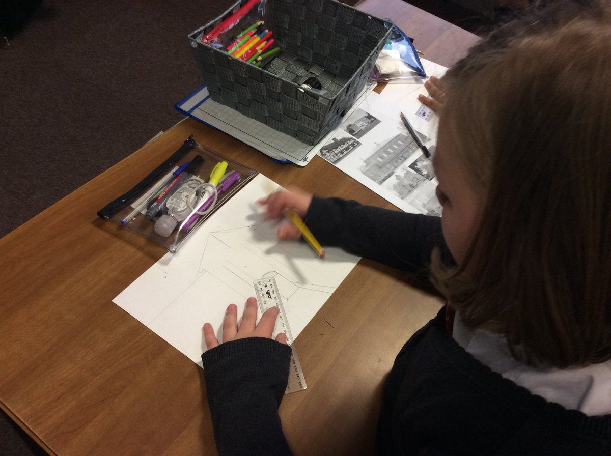 Elder_Sankey's tweet photo. We’ve started our next art unit drawing buildings in Warrington- we’ll be collaging them next week....✏️🎨
#greatsankeyart https://t.co/DzTtBzQv4h