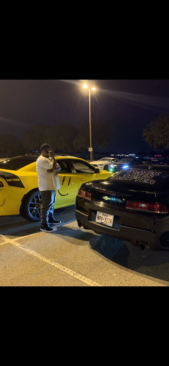 BiteMundo's tweet image. Me and my bro at a Car meet In Arlington