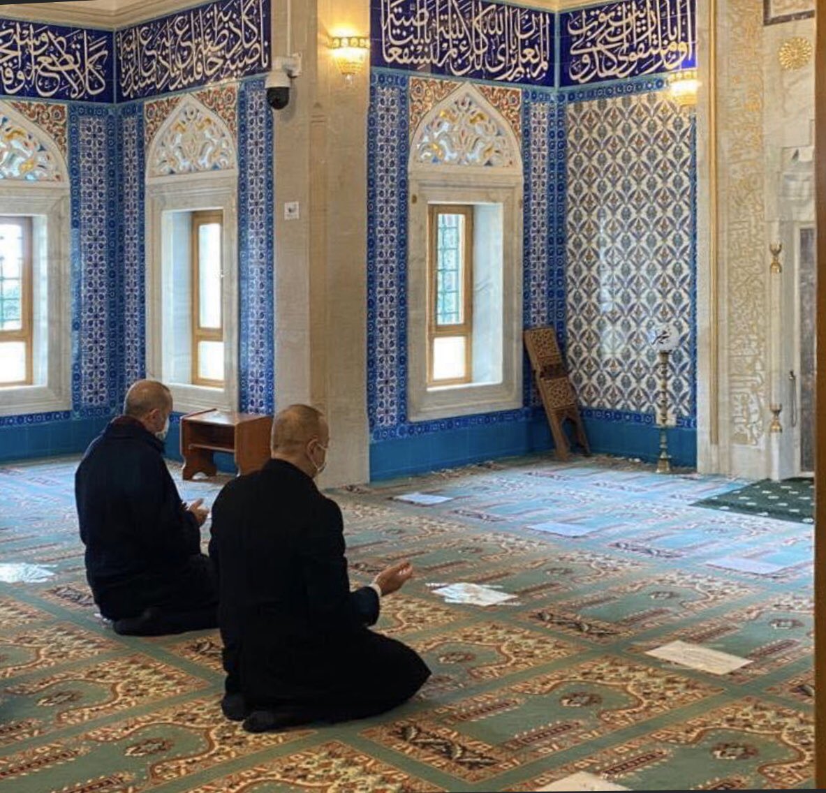 Dosta güvenin düşmana korkunun dili;Türk birliği. Zafer inananlarındır.🇹🇷🇦🇿