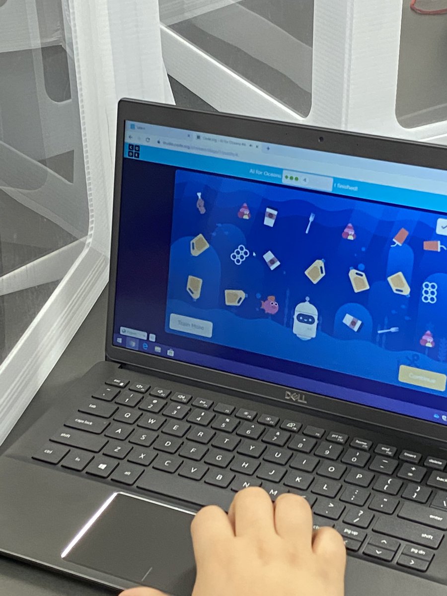 hamiltonengtech's tweet image. Hamilton Fourth graders accumulating coding minutes to celebrate National Computer Science Education Week!
#CSEdWeek
#HourOfCode2020