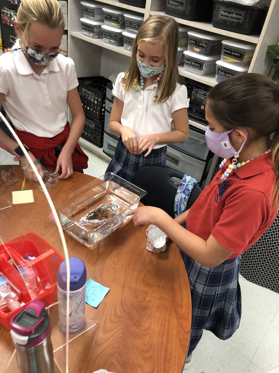 MrsDawson5thMBA's tweet image. We used the Engineering and Design Process to design and test the density of our aluminum boats. We filled them with pennies and tested their overall capacity. SO much fun! #STEM #scienceteacher #sinkorfloat @MaryBAustin @MobilePublicSch @empowermcpss