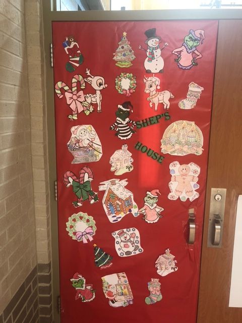NewCaneyHS's tweet photo. P.E Christmas Door! #NCHSFestive @newcaneyisd @Newcaneyhs @NCHS_AV https://t.co/l2pCXeUBBq
