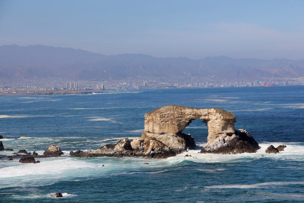 Nuestra propuesta de desarrollo de innovación es descentralizada y desde la región de Antofagasta: invertir y capturar el talento y capacidades instaladas, una mirada regional con visión de país y con impacto mundial.