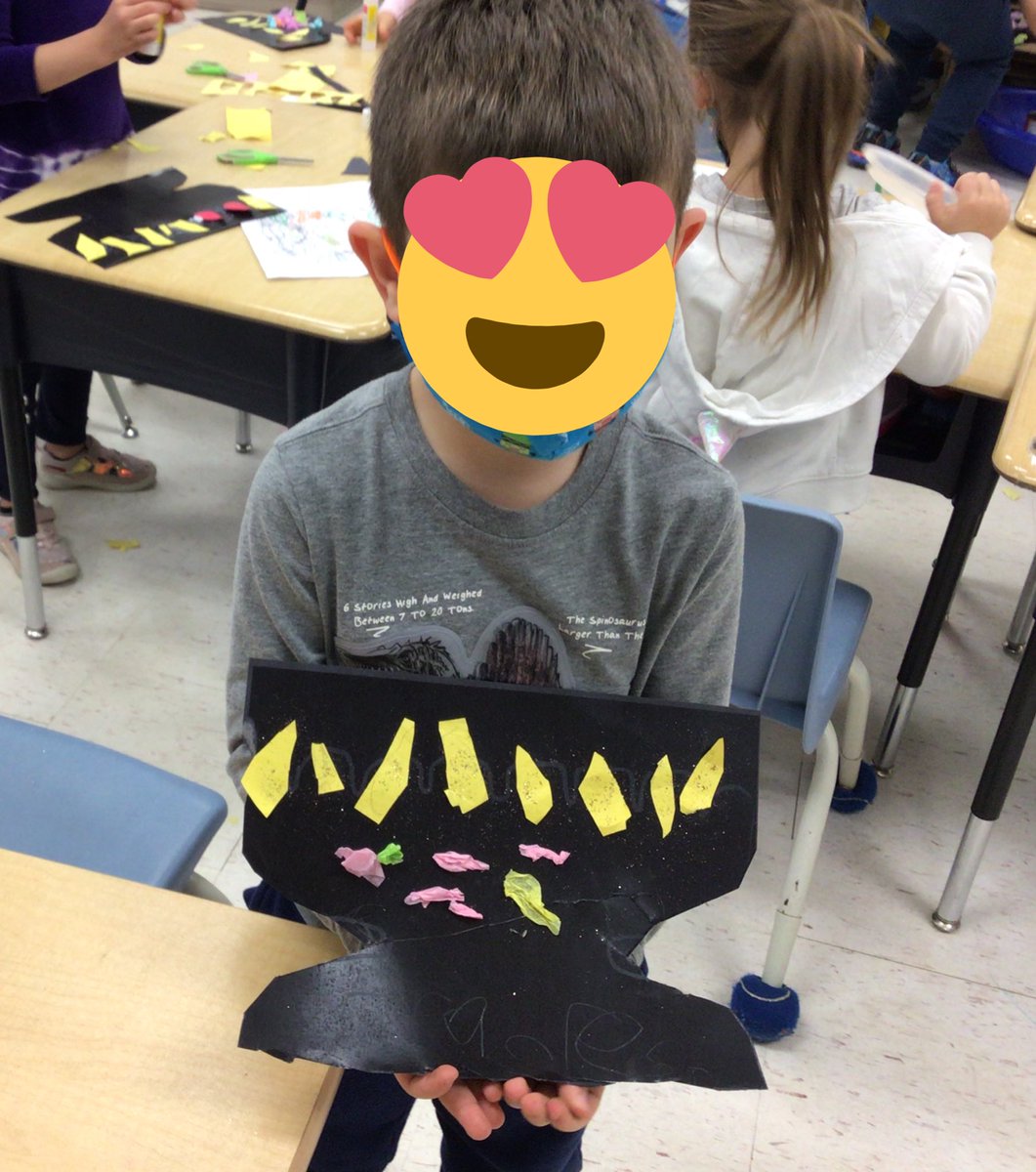 Kinder Room 208 tweet media