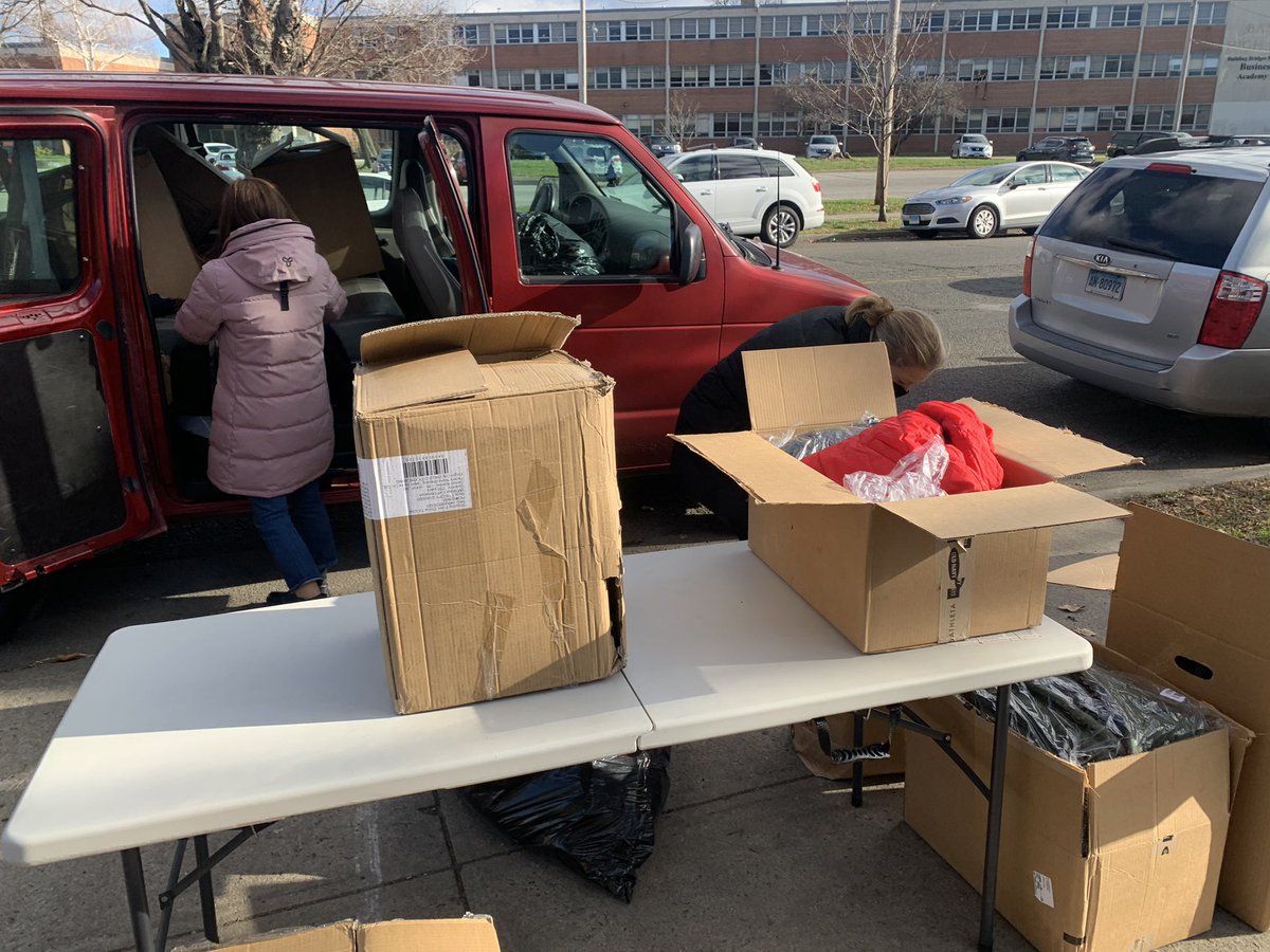 CRI_IncCT's tweet photo. WINTER COAT DROP OFF!
Over 200 Gently used jackets, gloves and hats in all sizes were given to our Isiah House & Mary Magdalene house.
#makinganimpact #impactfromhome
Thank you Impact Fairfield County https://t.co/6ROu3a8iJb