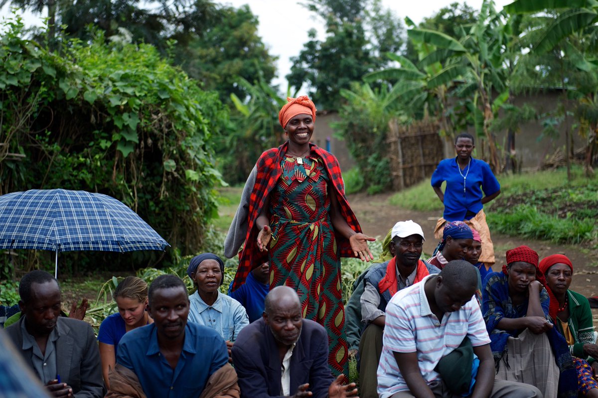SparkMG's tweet image. Spark community meeting where members are making a decision about how to spend their micro-grant.

#communitydrivendevelopment #sparkMG #weareinthistogether 
#empwerment #empoweringwomen