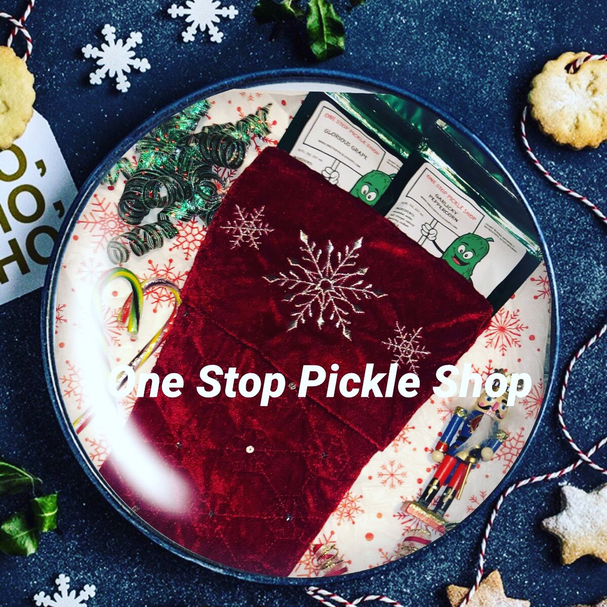 PickleStop's tweet photo. Who doesn’t like pickles and with so many flavors to choose from they’re the perfect stocking stuffers https://t.co/k46f1surLF https://t.co/Hrh5TavKQZ