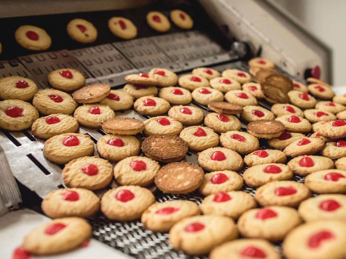 Leuze is trialling a new type of sensor which it believes brings great advantages to the food industry 
bit.ly/3qH2xAK
<a href="/LeuzeUK/">Leuze UK</a>