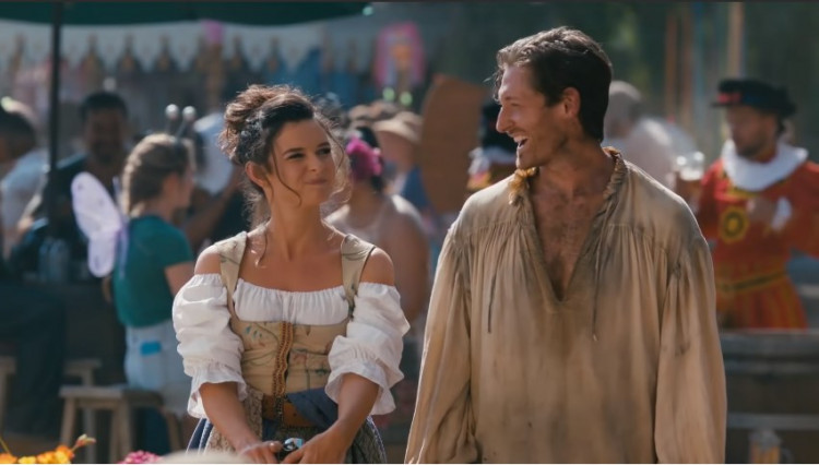 Maybe if Netflix acquired Lifetime’s #AmericanPrincess, like they did with network-related #YOU &amp; genre-related #EmilyInParis, people would binge &amp; fall in love &amp; we’d get a Season 2.

Or, at the very least, I'd have someone to talk about it with😂