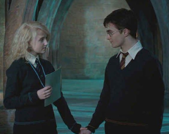 BryPapasodaro's tweet photo. “Sei sano di mente quanto me....”

La mia Luna e i suoi nargilli... finalmente ♥️

#LunaLovegood #HarryPotter https://t.co/YigSpMGiYt