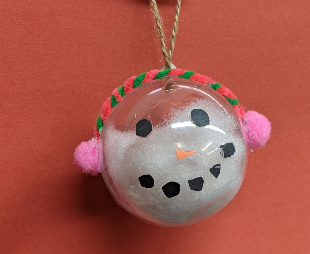 MrsEnnis_Class's tweet photo. Busy afternoon in Grade 6! Students created their own DIY Christmas Ornaments for their procedural writing. Group shot tomorrow! #StillDrying #ChristmasSurprise @RiverwoodAcad @NLESDCA https://t.co/rHJqZqRhsK